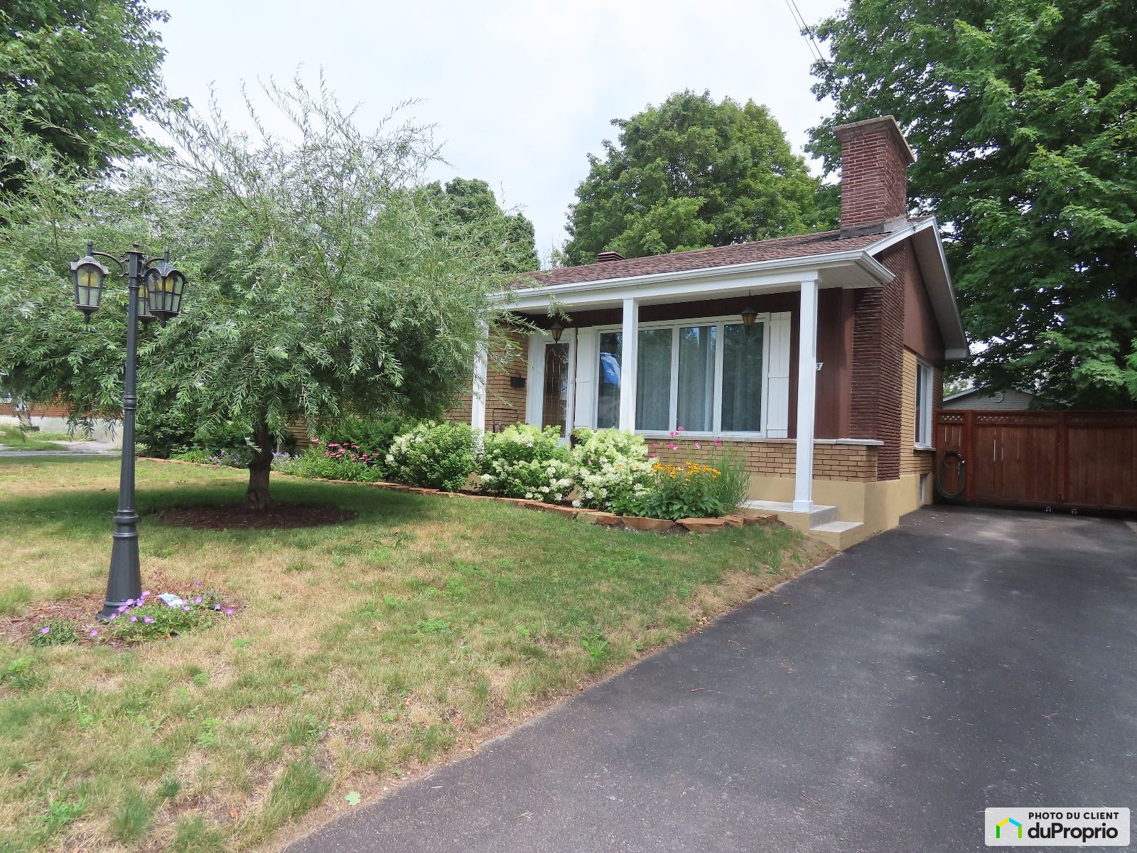 493 Rue Begin — photo 1