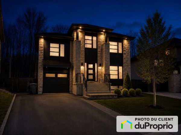 717 rue de Chenonceau, St-Jérôme (Bellefeuille) for sale