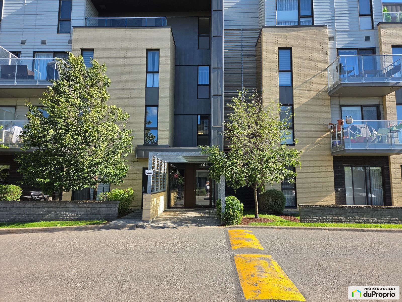 406 740 32E Avenue — photo 1