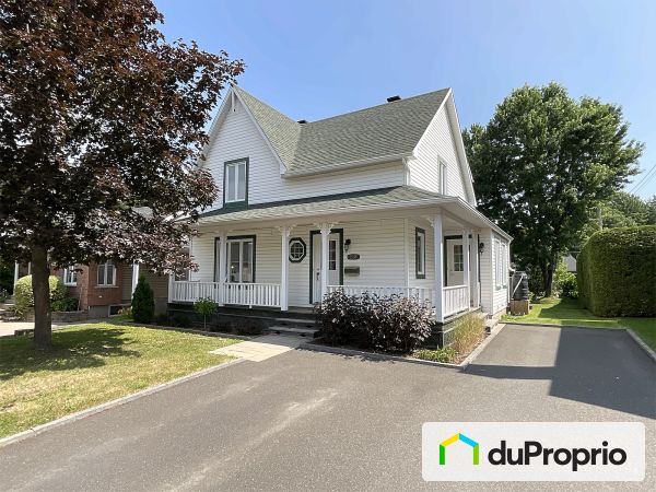 213, rue du Soleil-Royal, St-Romuald à vendre
