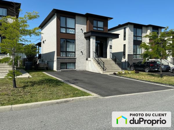 784-786, rue Denise-Asselin, Beloeil for sale