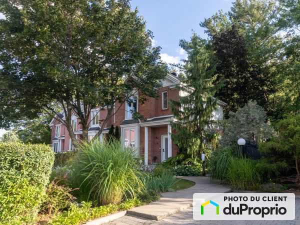 4 rue des Chevaliers, St-Jean-sur-Richelieu (St-Luc) for sale