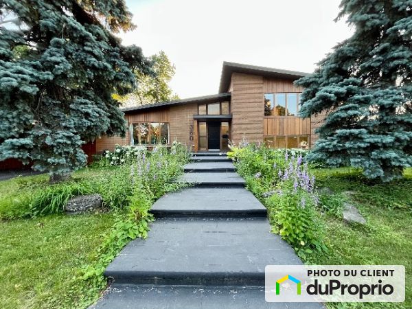 380, rue de Champagne, Longueuil (Vieux-Longueuil) à vendre