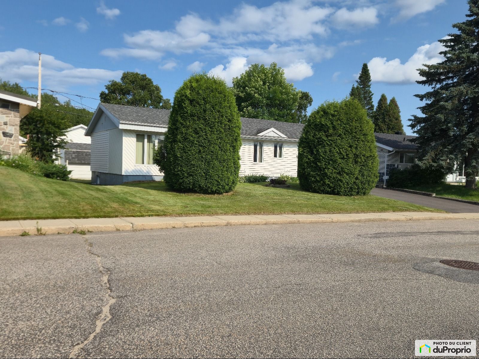 1066 Rue Morain — photo 3