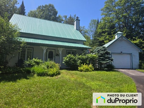 1053 avenue du Golf, St-Jérôme (Bellefeuille) for sale