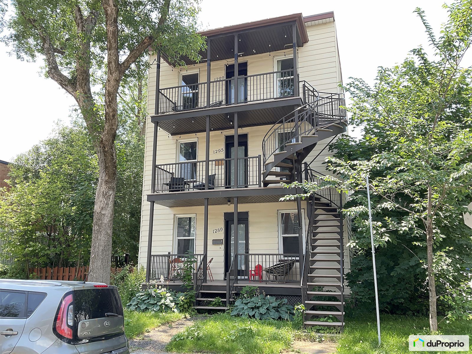 1289 Avenue De La Ronde — photo 3