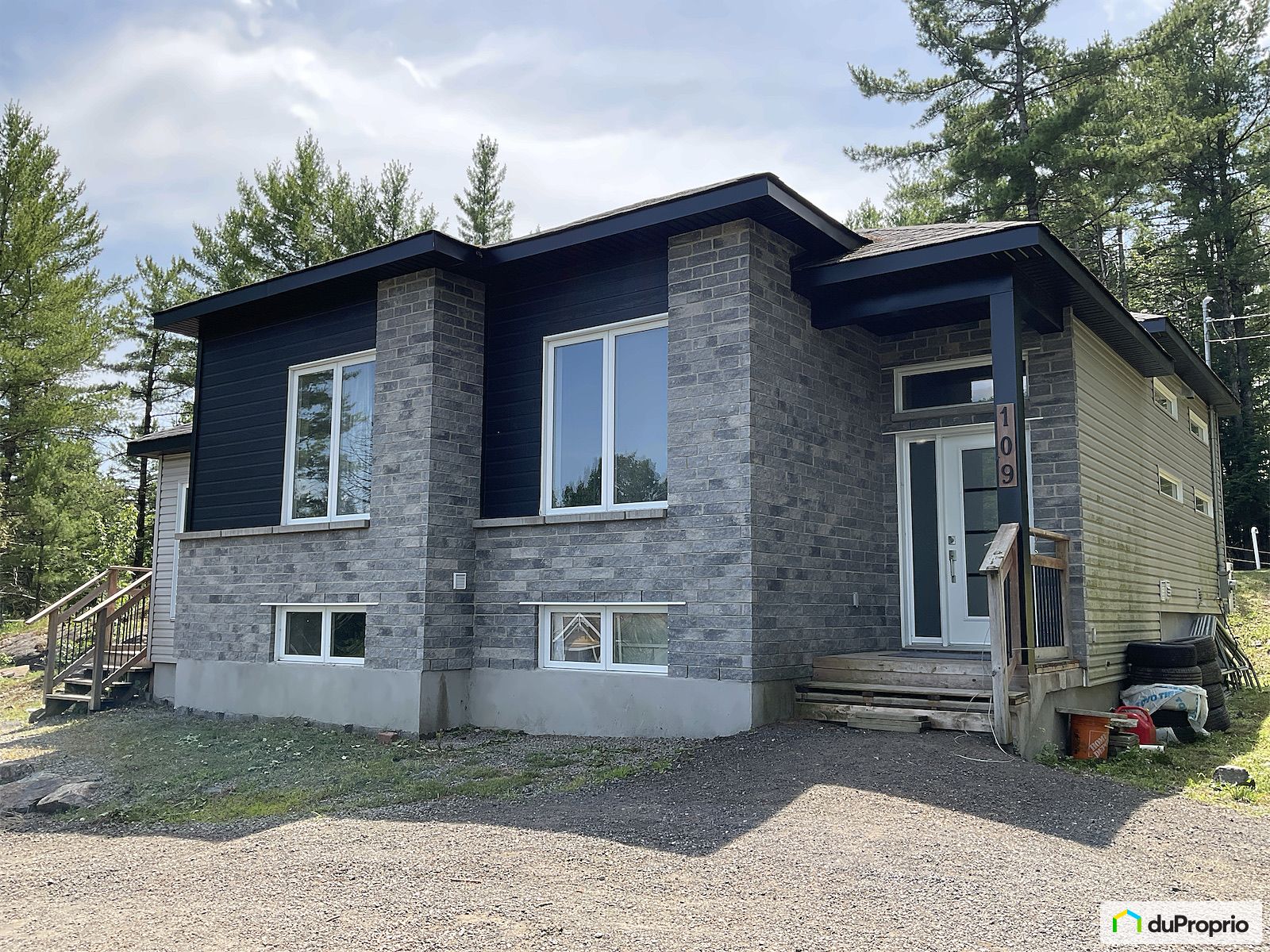 109 Rue De Leau Vive — photo 1