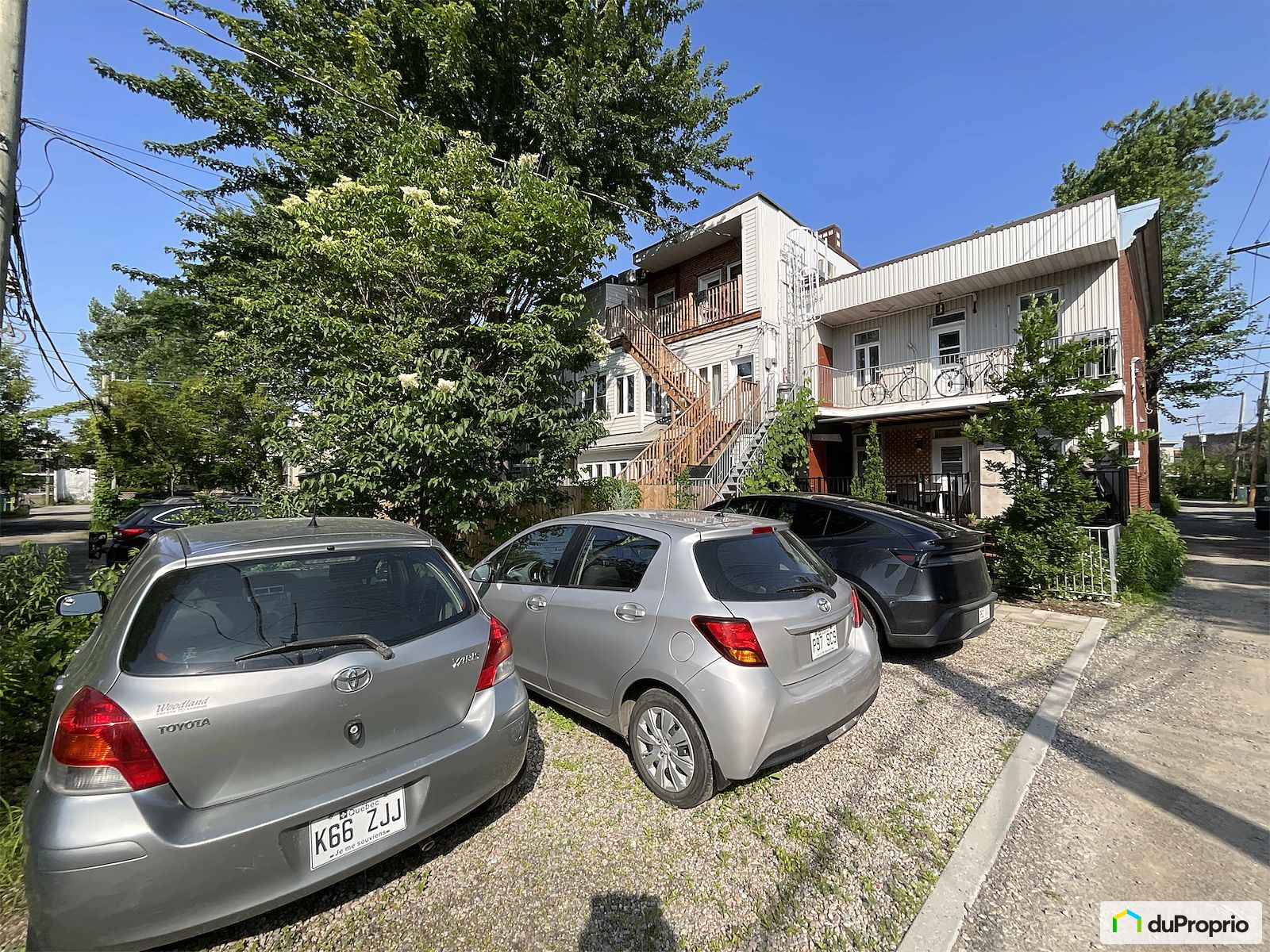 384 386 6E Rue — photo 3