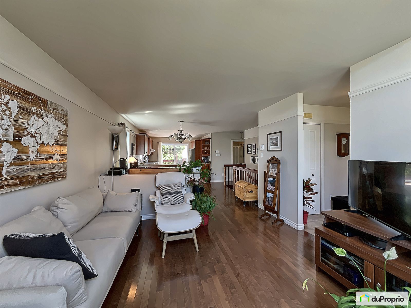 970 Rue Roger Caron — photo 2