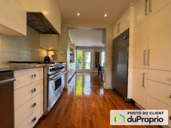 98 Avenue Champlain — photo 3