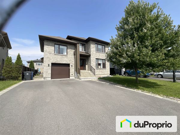 385 rue Claude-Léveillée, Vaudreuil-Dorion for sale