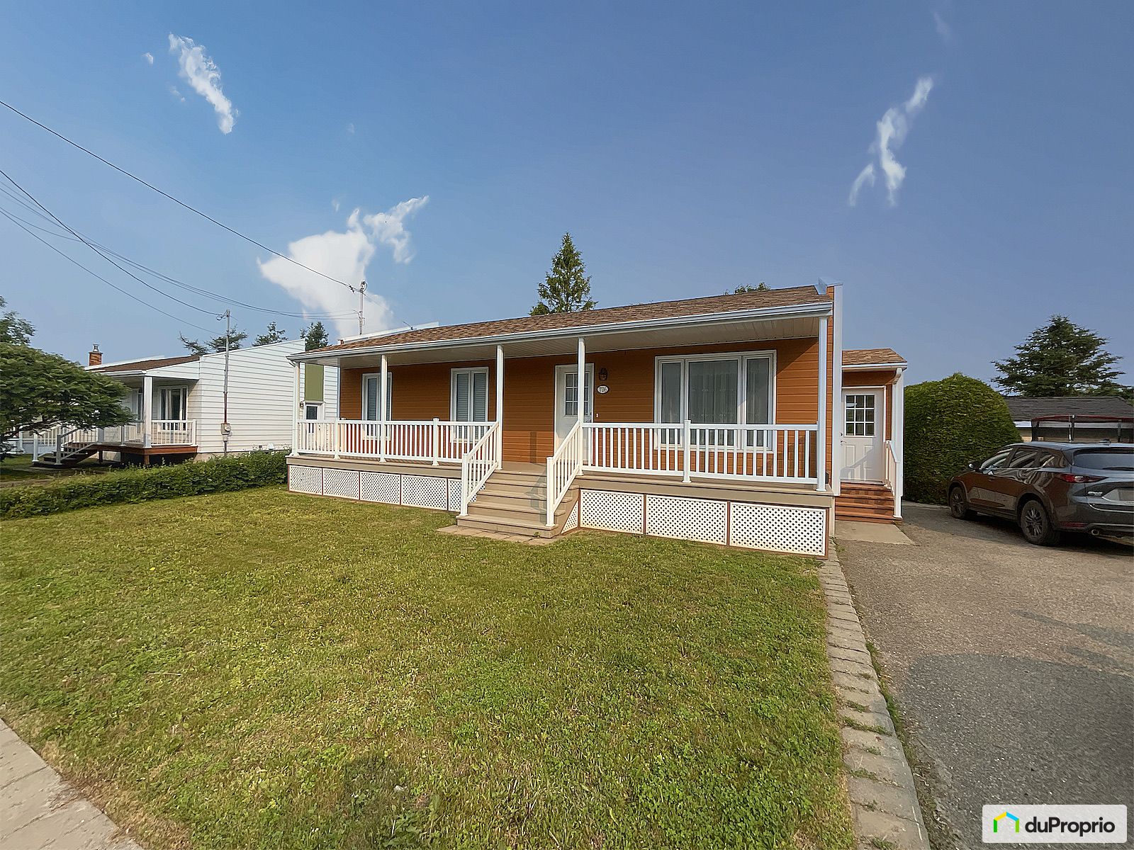726 Boul Sainte Anne — photo 3