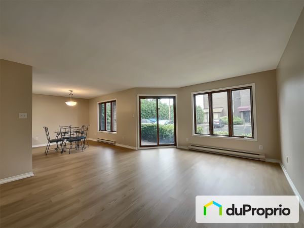 Salle à manger / Salon - 504-531, boulevard Wilfrid-Lavigne, Gatineau (Aylmer) à vendre