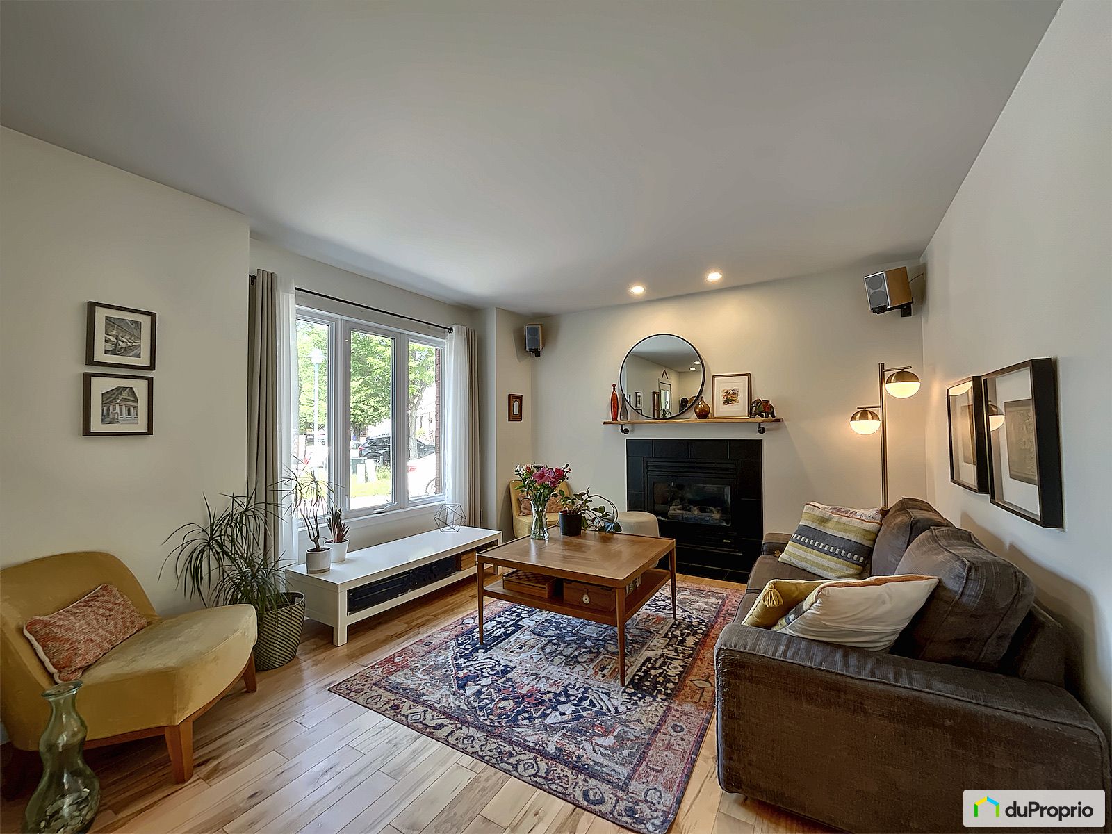 412 Rue Michel Parizeau — photo 2