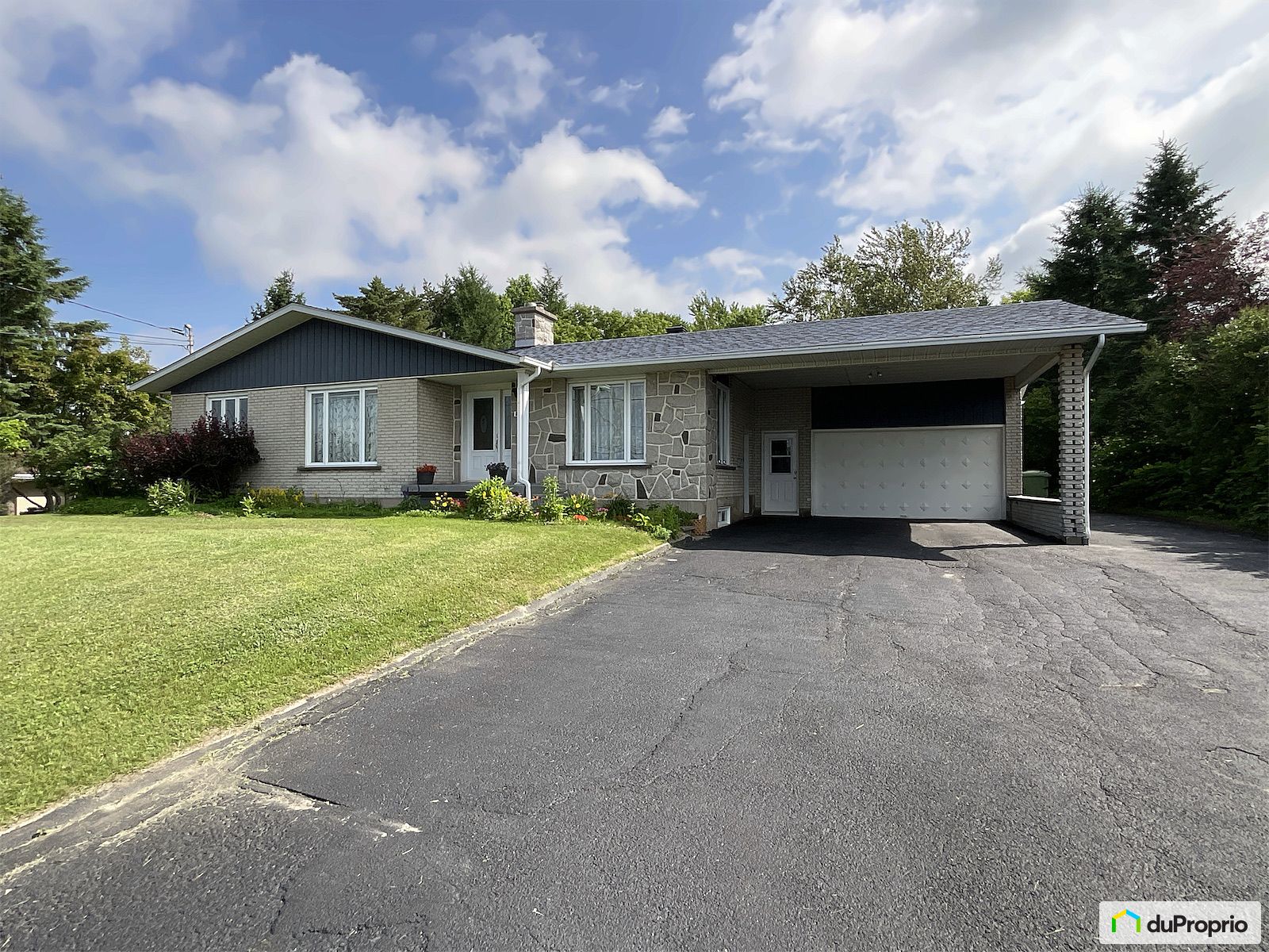 804 Avenue Saint Louis — photo 3