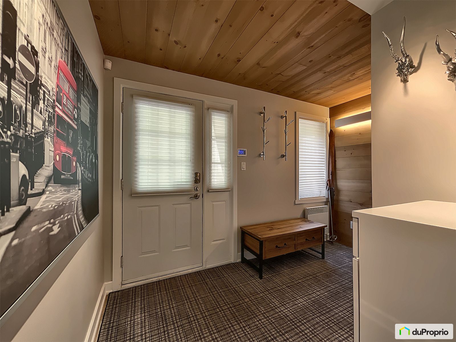 703 Chemin Des Eperviers — photo 3