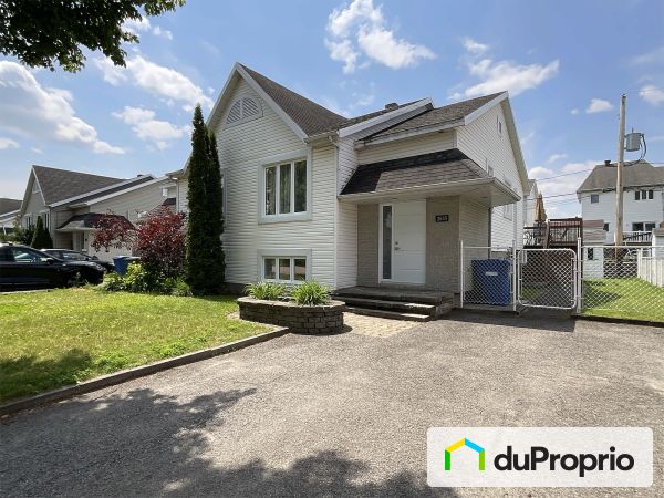 2615 rue des Acacias, Duberger for sale
