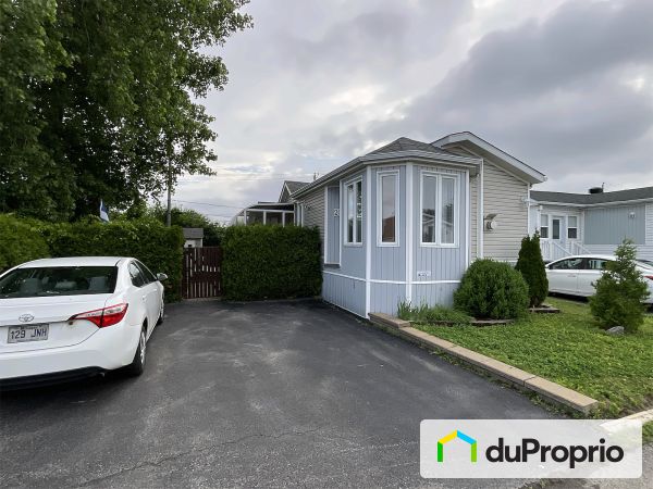 201-3940, boulevard Dagenais Ouest, Fabreville à vendre