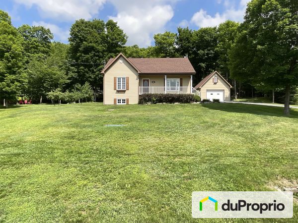 282, 53e rue, Beauceville à vendre