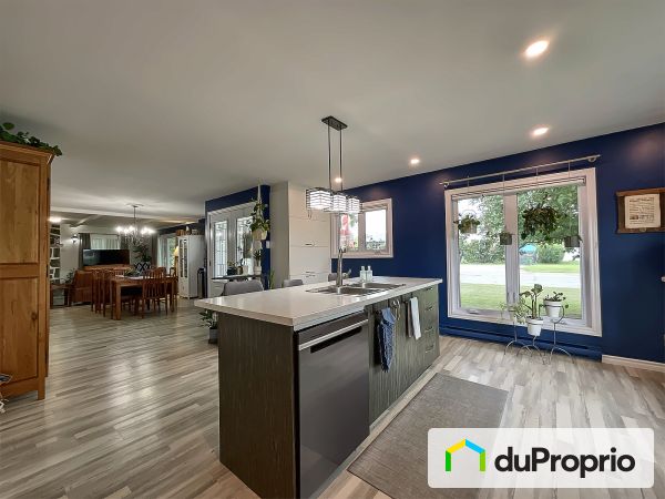 Aire ouverte - 208, rue Principale, Plaisance à vendre
