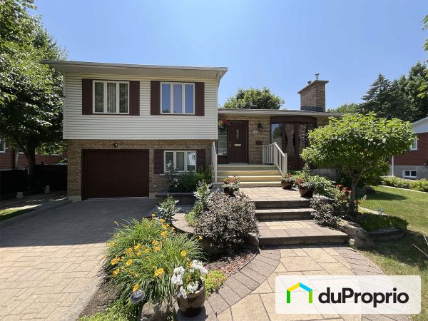 2600 rue Cooper, Longueuil (St-Hubert) for sale