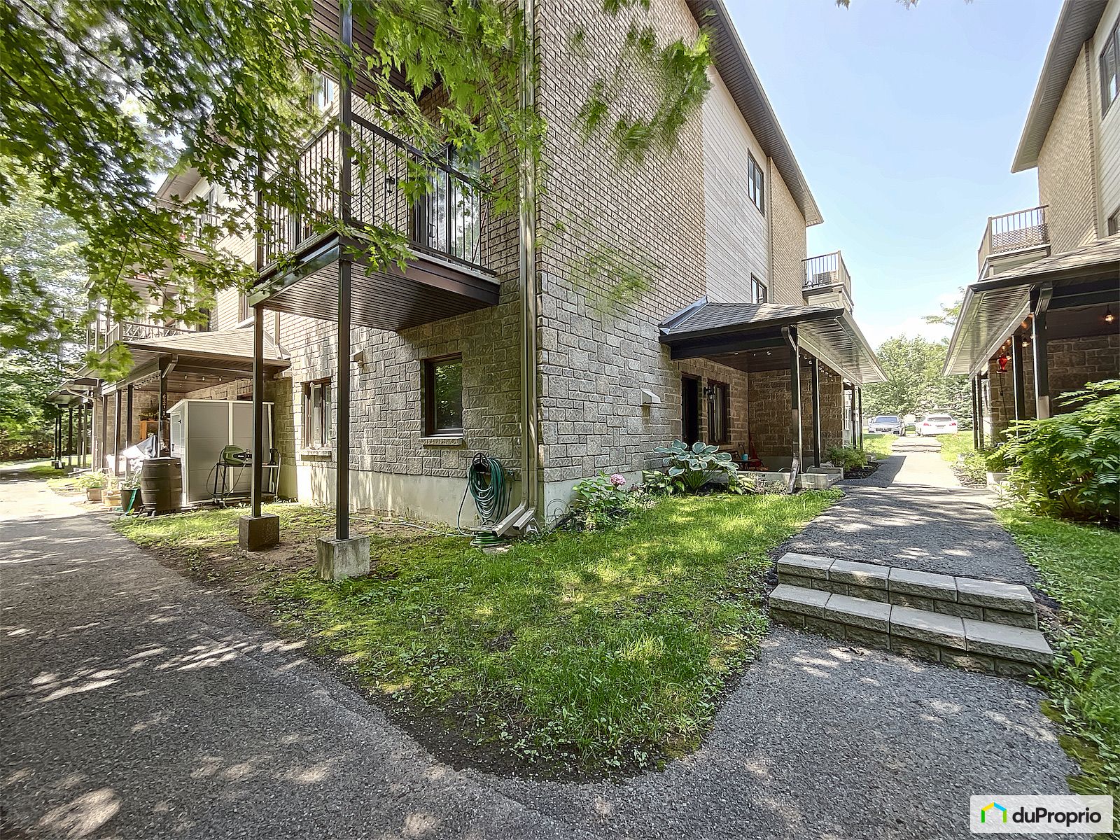 4 635 Boulevard Des Grives — photo 2