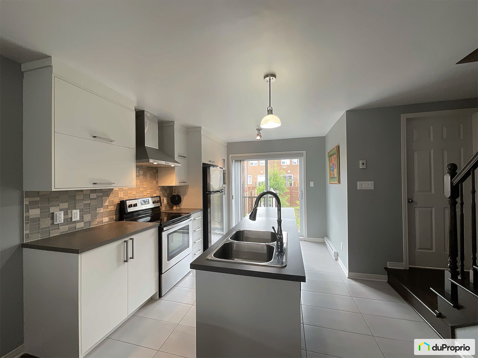 329 Avenue Andre Chartrand — photo 2