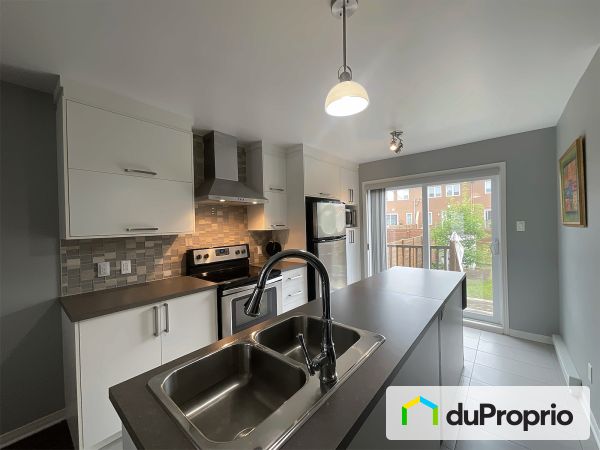 Kitchen - 329 avenue  André-Chartrand, Vaudreuil-Dorion for sale