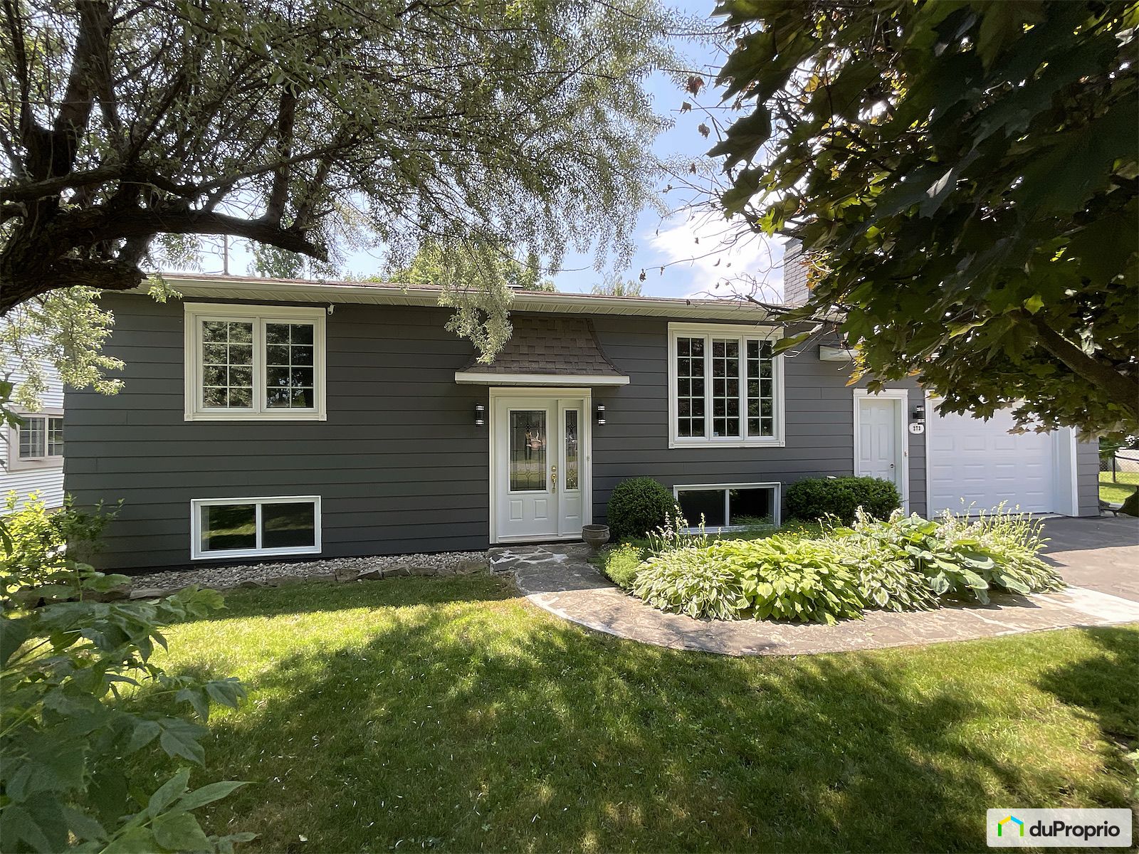 273 Rue Poupart — photo 1