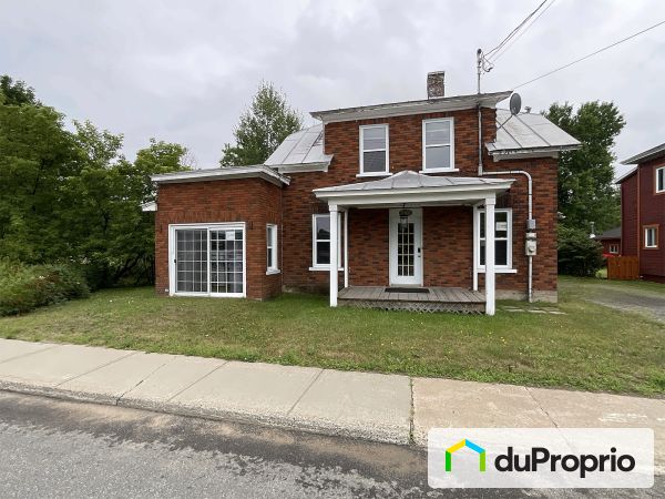 60 rue Sainte-Anne, St-Alexis-Des-Monts for sale
