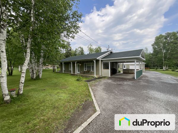 44 chemin Lévesque, St-David-de-Falardeau for sale