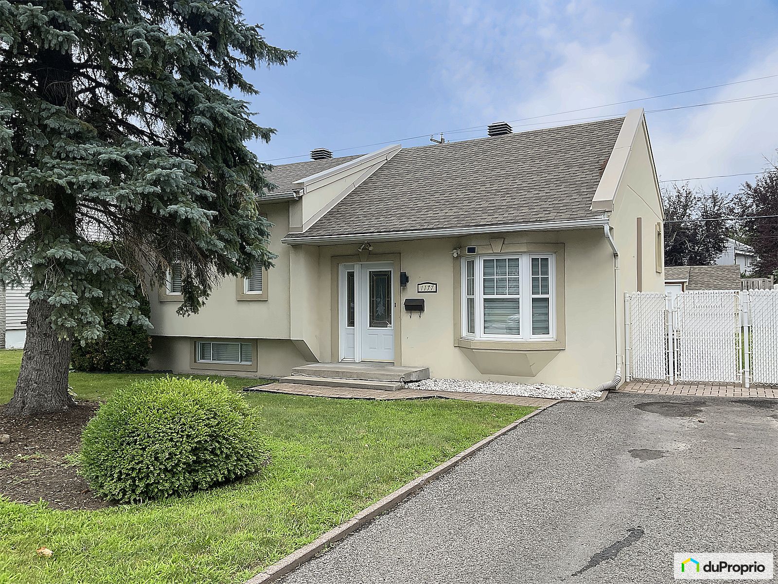1177 Rue Noiseux — photo 1