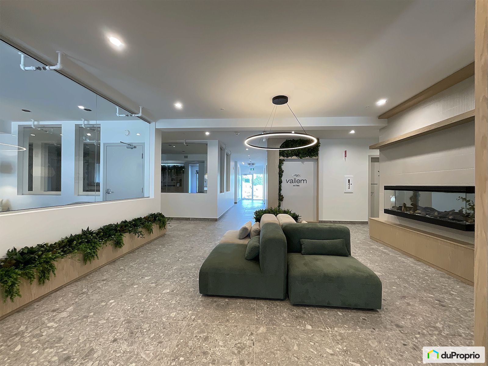 303 200 Avenue Louis Levesque — photo 1