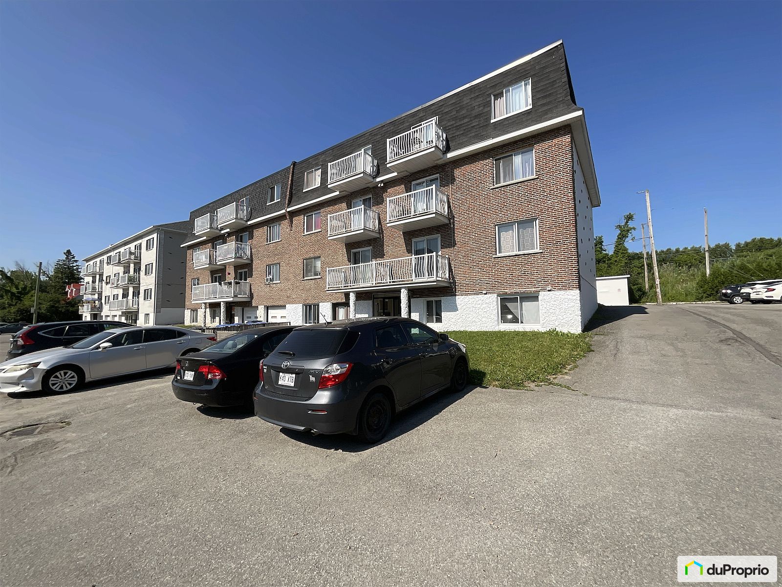 1027 Montee Masson — photo 3