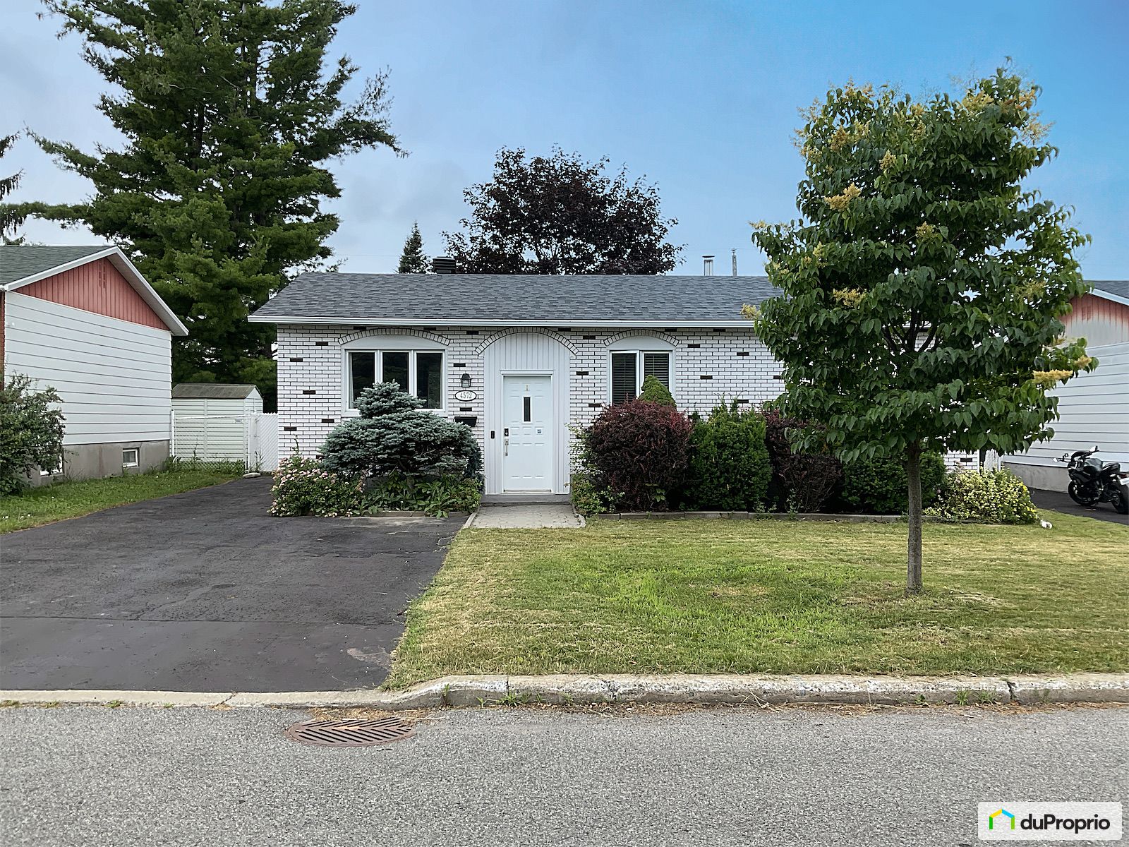 4572 Rue Dugas — photo 1