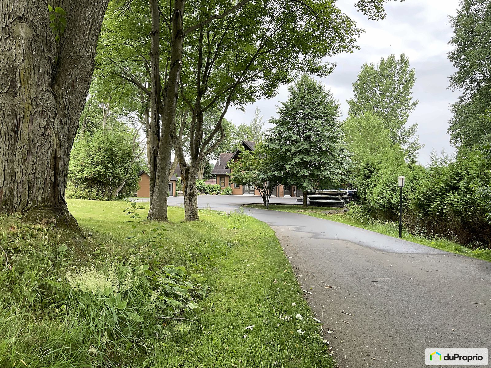 2205J Boulevard Foucault — photo 2