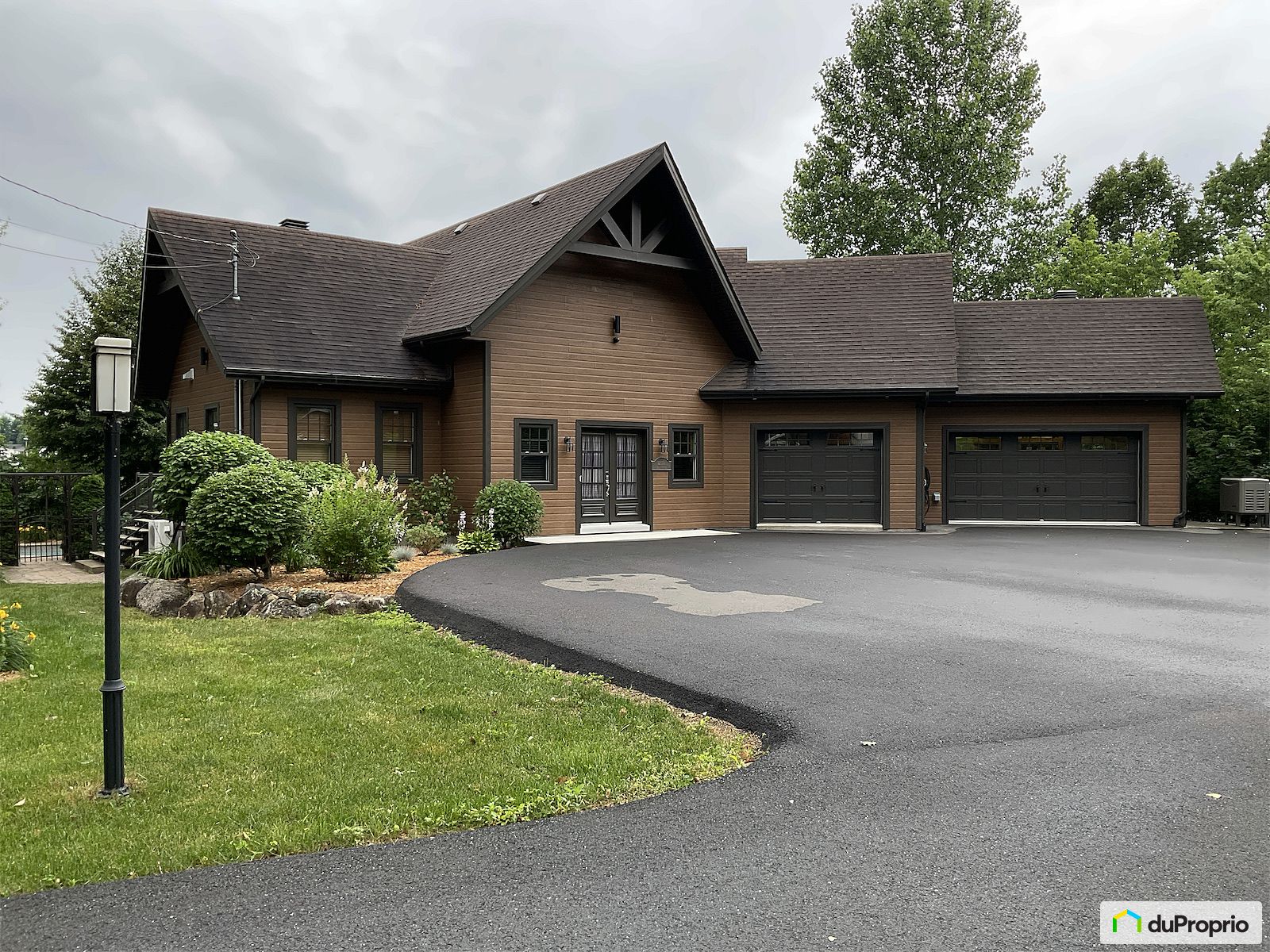 2205J Boulevard Foucault — photo 1