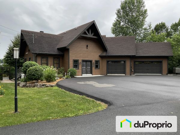 2205J boulevard Foucault, Drummondville (St-Charles-De-Drummond) for sale