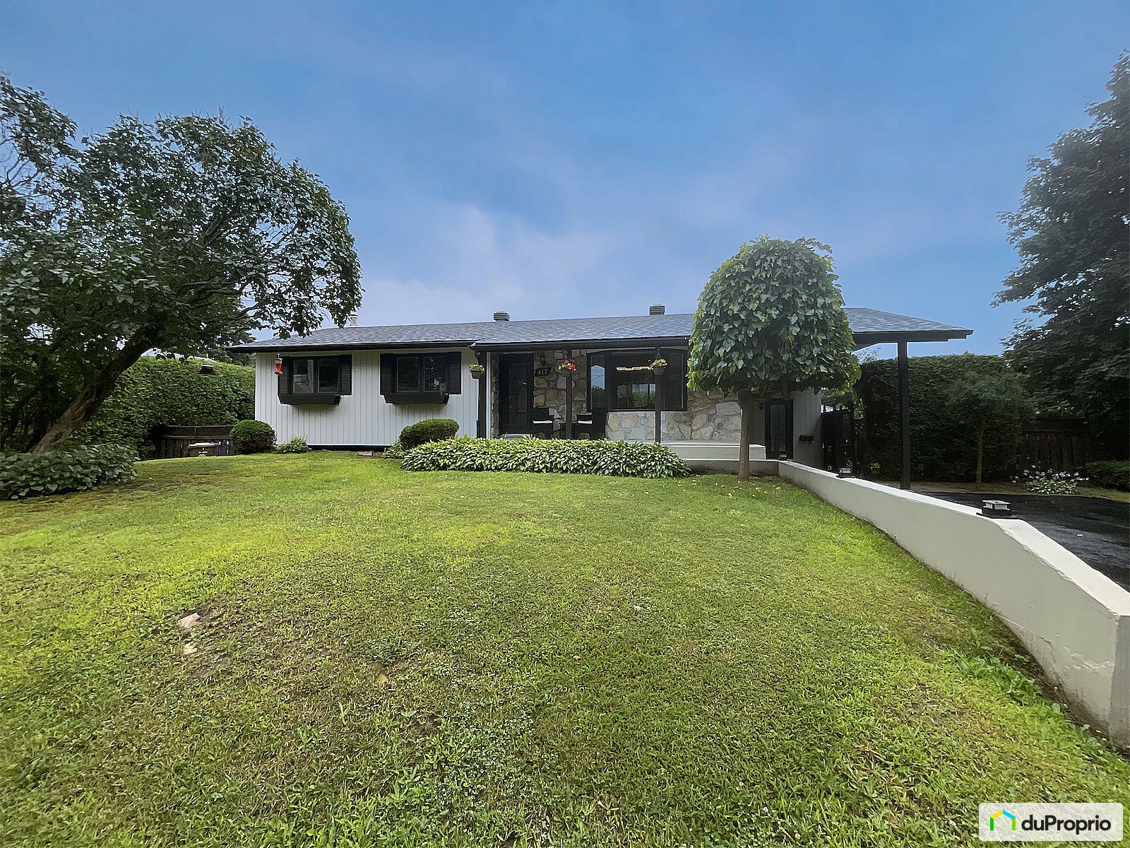 417 23E Avenue — photo 1