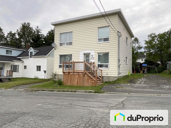 267, rue Saint-Joseph Nord, Thetford Mines à vendre