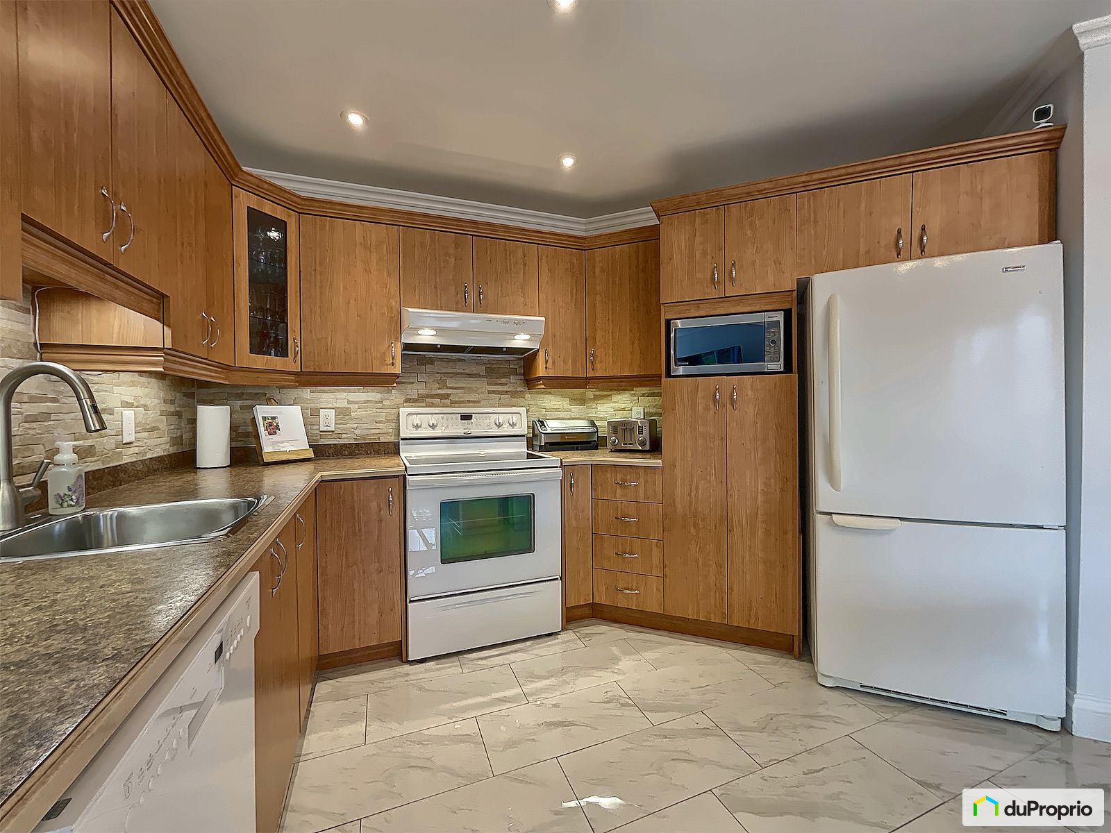 328 Rue Yves Carbonneau — photo 3