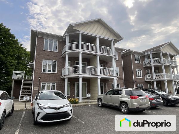 5-8077 boulevard Guillaume-Couture, Lévis for sale