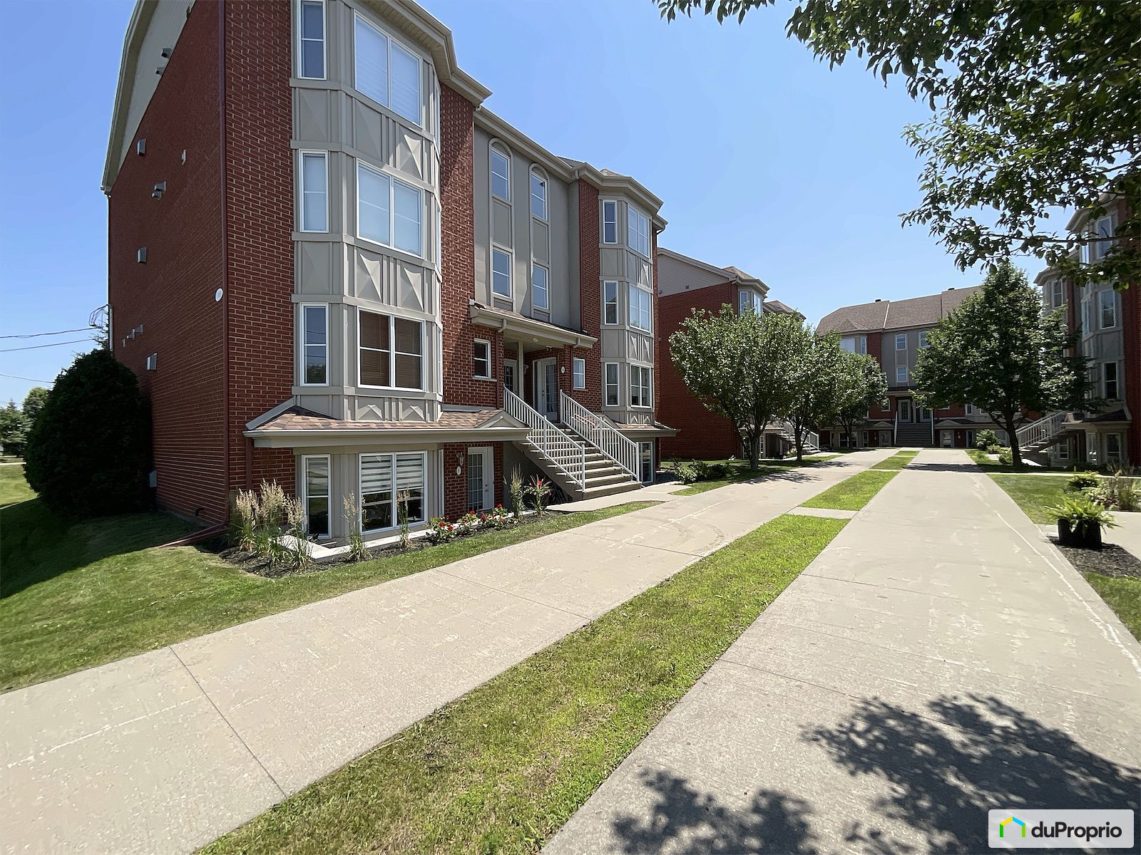 1 6765 Avenue Raoul — photo 3
