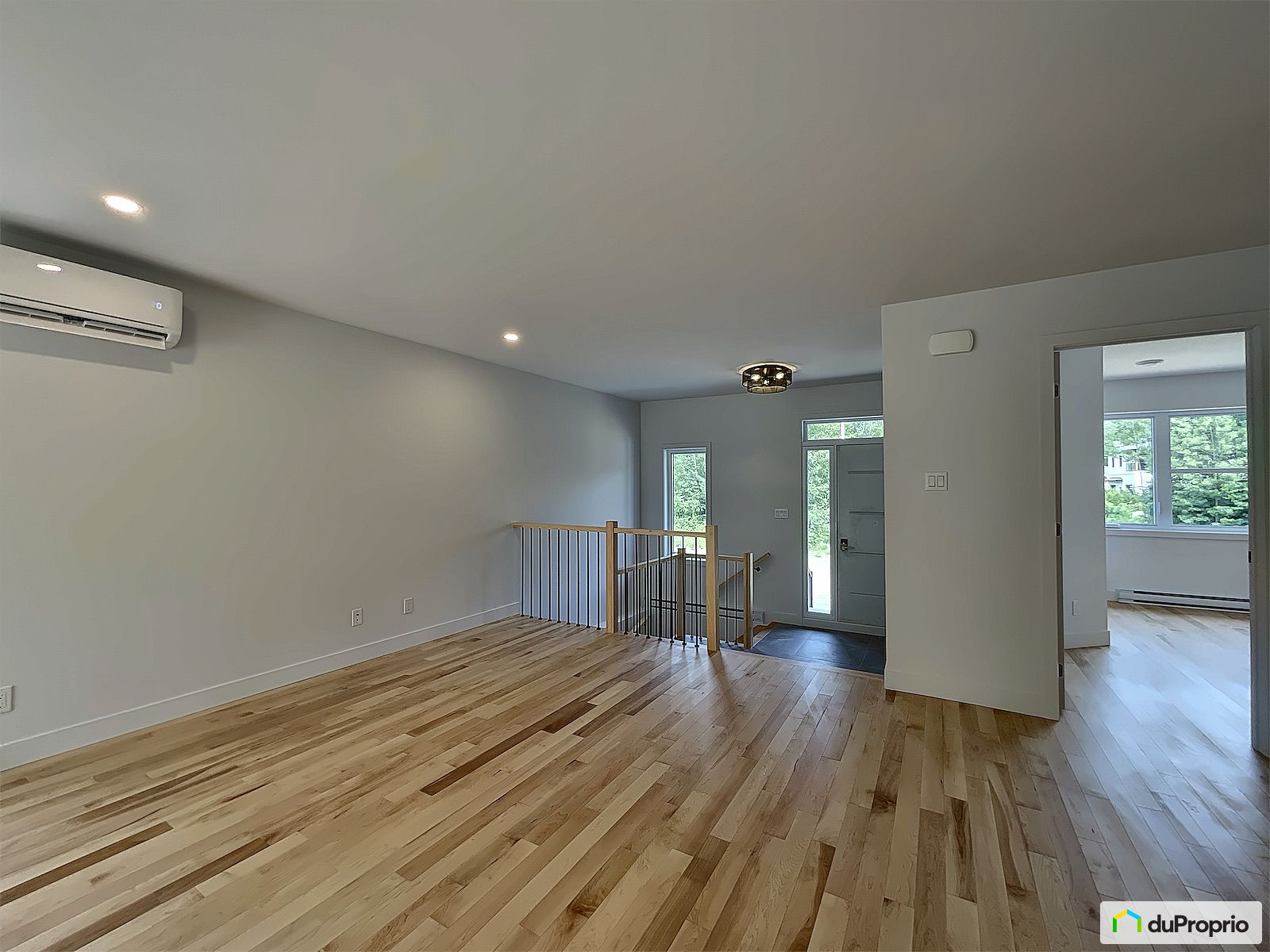 2090 Rue Des Algonquins — photo 3