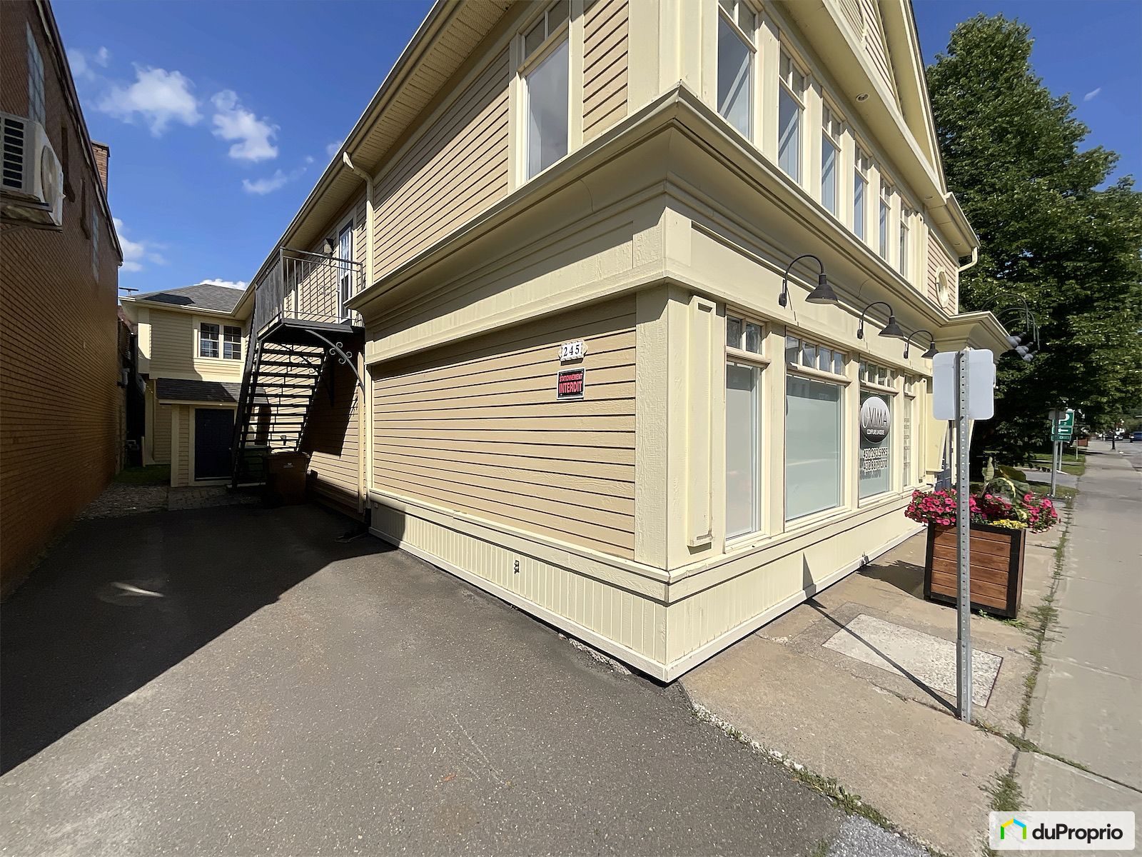 237 239 241 245 Rue Principale — photo 3