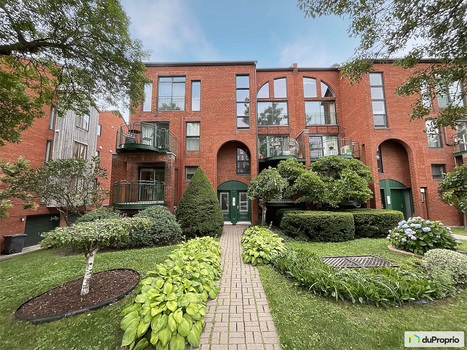 1157 Rue Jacques Casault — photo 1
