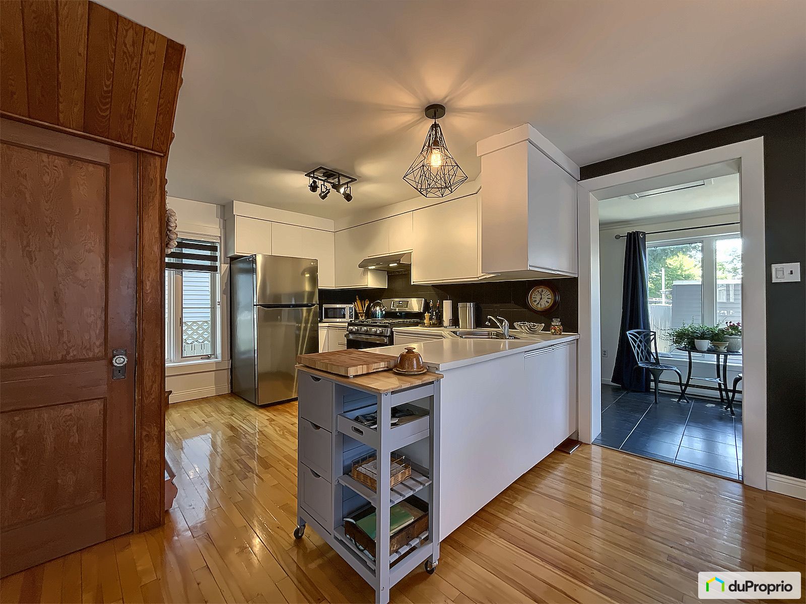 46 Rue De Lacademie — photo 2