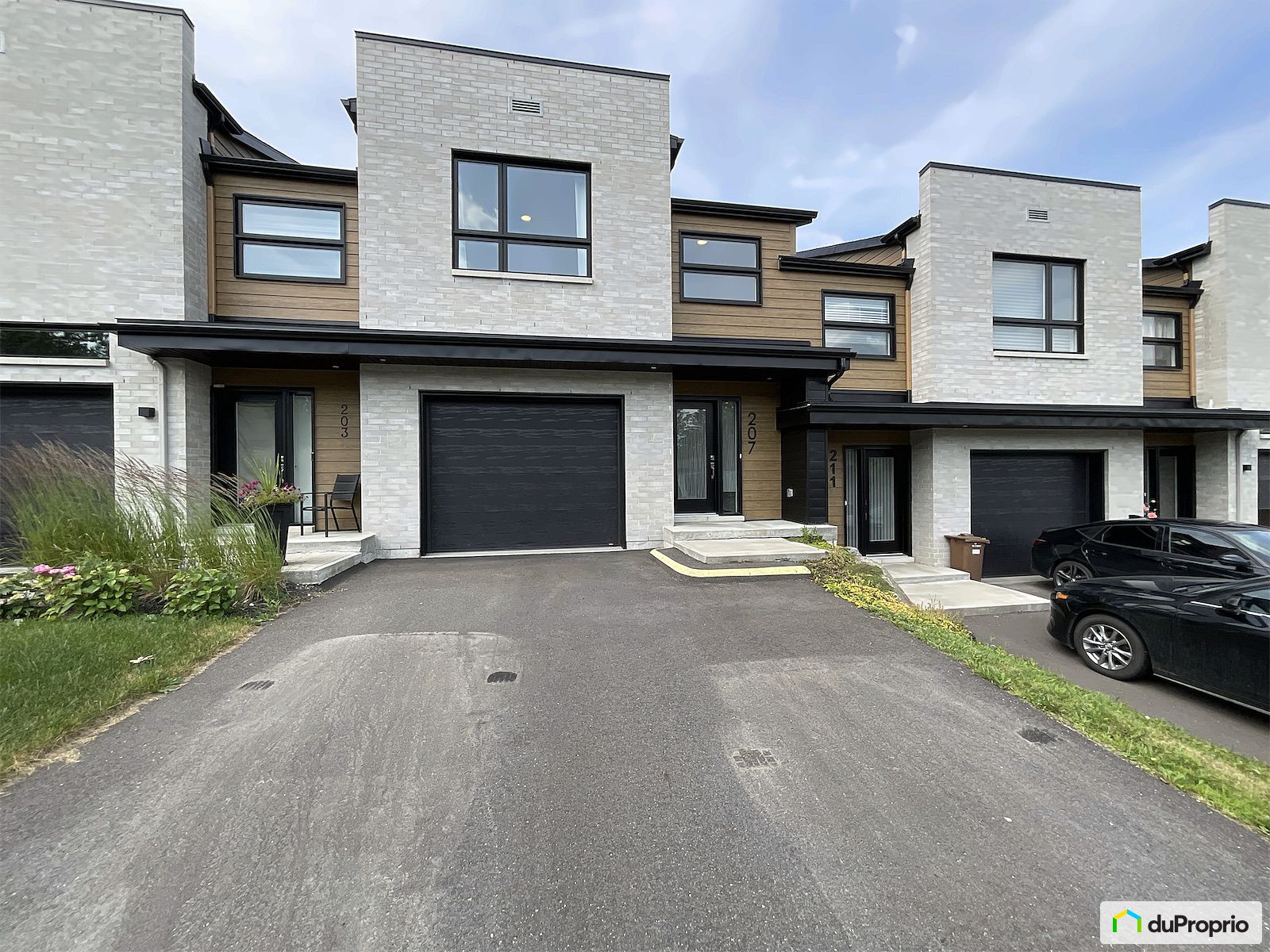 207 Avenue De Lail Des Bois — photo 1