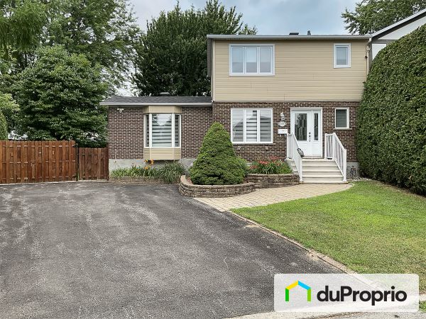 107 rue de Milan, Beloeil for sale