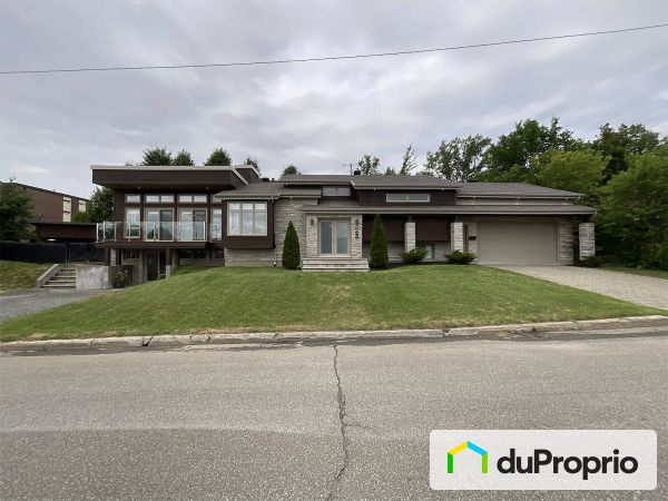 25 avenue Marcoux, Beauport for sale